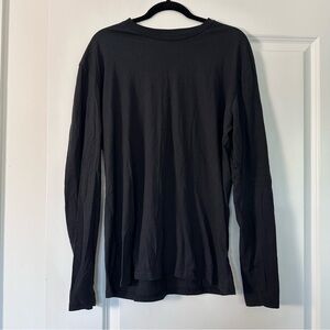 True Classics (Large) Longsleeve Crewneck T-Shirt in Black